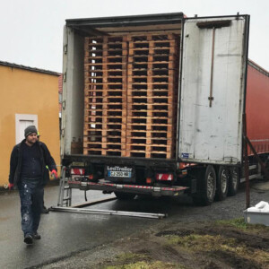 New pallets for export